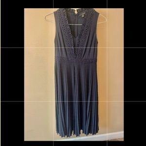 Ann Taylor Midi Pleated Dress 💐